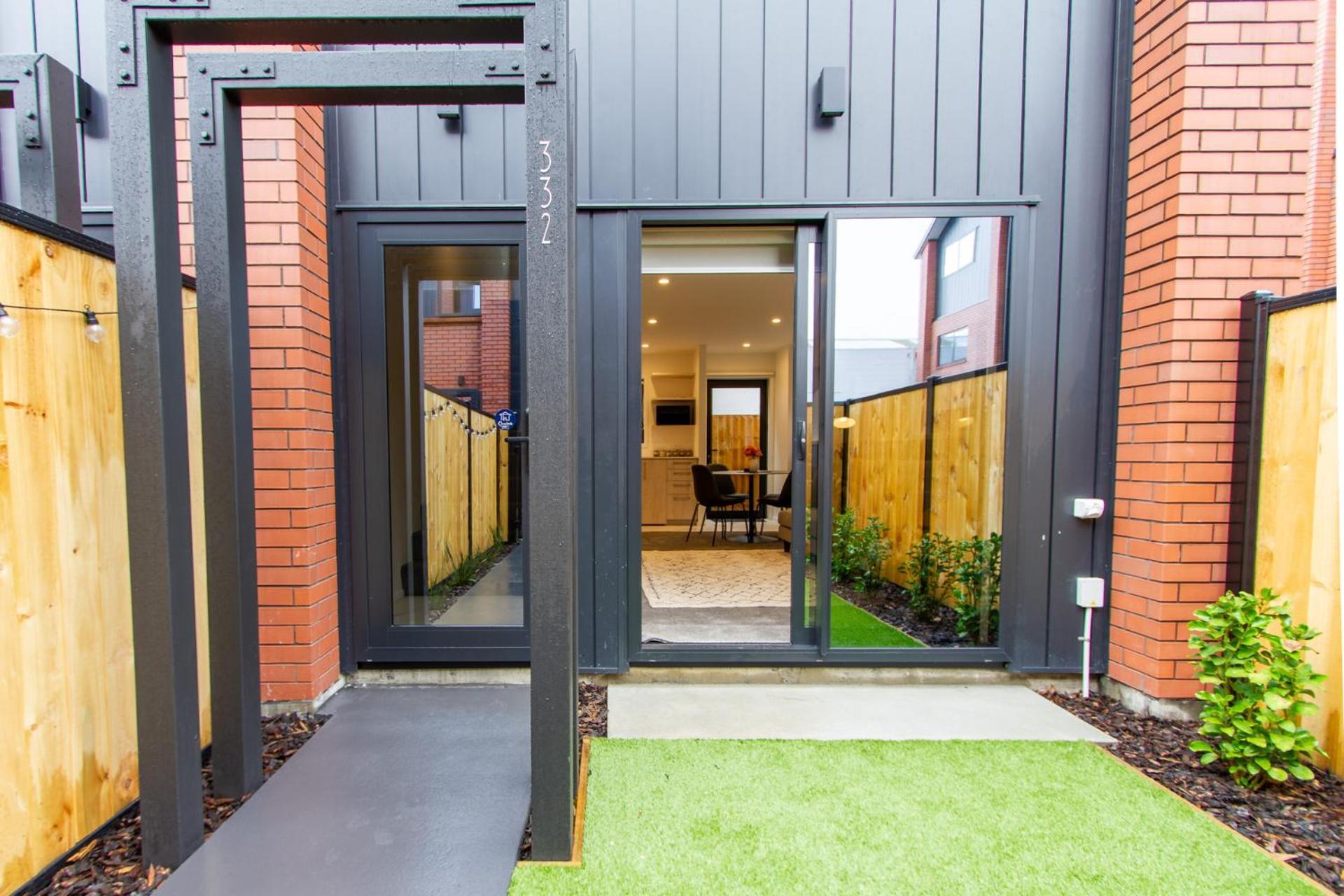 New Sophisticated City Pad Appartement Christchurch Buitenkant foto